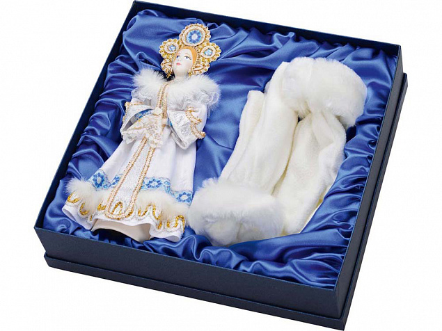 Подарочный набор "Новогоднее настроение": кукла-снегурочка, варежки с логотипом в Екатеринбурге заказать по выгодной цене в кибермаркете AvroraStore