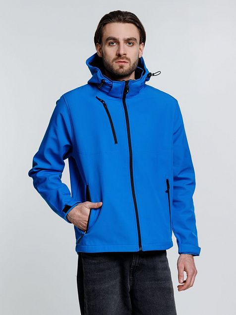 Куртка софтшелл мужская Zagreb, ярко-синяя с логотипом в Екатеринбурге заказать по выгодной цене в кибермаркете AvroraStore