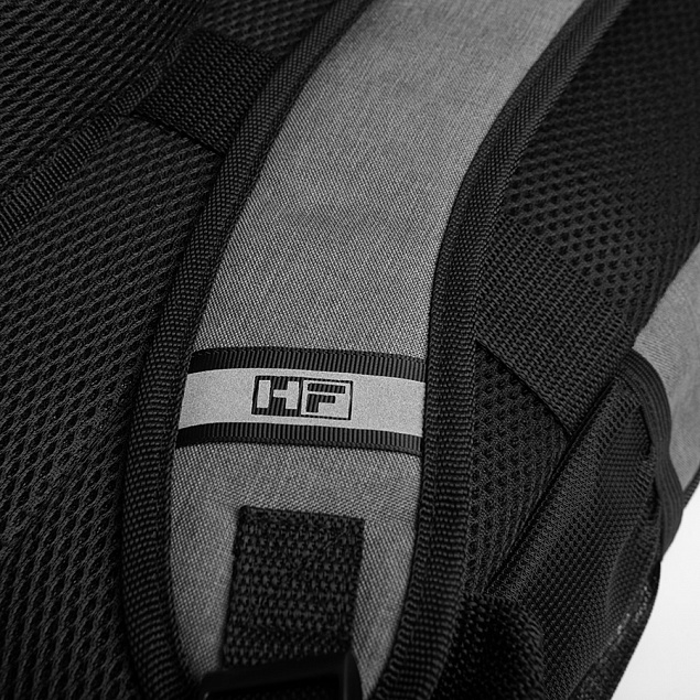 Рюкзак PULL, серый/чёрный, 45 x 28 x 11 см, 100% полиэстер 300D+600D с логотипом в Екатеринбурге заказать по выгодной цене в кибермаркете AvroraStore