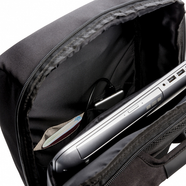 Антикражный рюкзак Swiss Peak 15"  с RFID защитой и разъемом USB, черный с логотипом в Екатеринбурге заказать по выгодной цене в кибермаркете AvroraStore