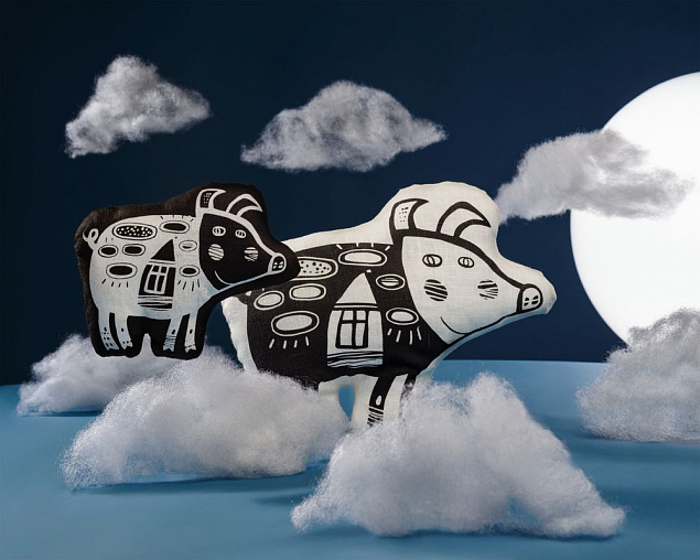Игрушка «Свинка, витающая в облаках», белая с логотипом в Екатеринбурге заказать по выгодной цене в кибермаркете AvroraStore