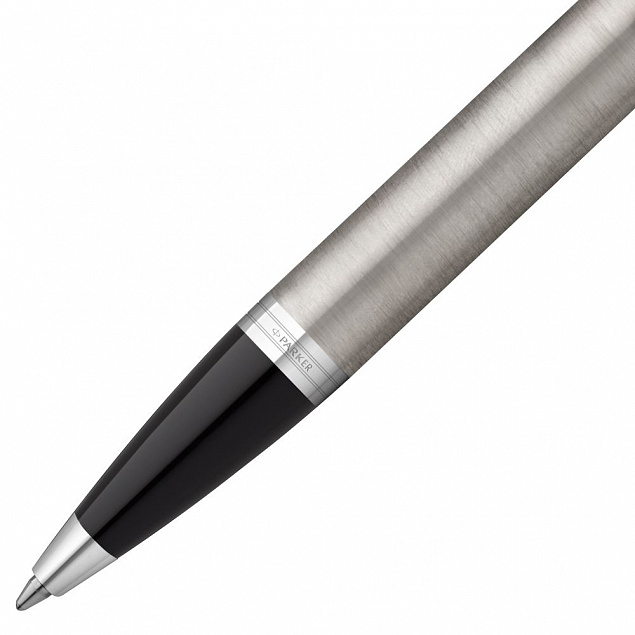 Ручка шариковая Parker IM Essential Stainless Steel CT, серебристая с черным с логотипом в Екатеринбурге заказать по выгодной цене в кибермаркете AvroraStore